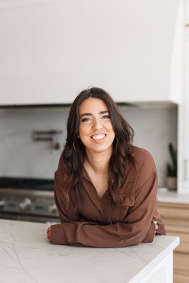 Portrait of Julia Russell, Realtor